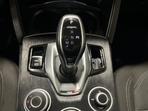 Alfa Romeo Stelvio 2.2 Diesel 118kW (160CV) SUPER RWD