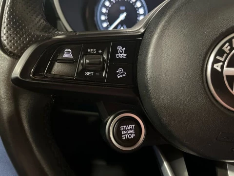 Alfa Romeo Stelvio 2.2 Diesel 118kW (160CV) SUPER RWD