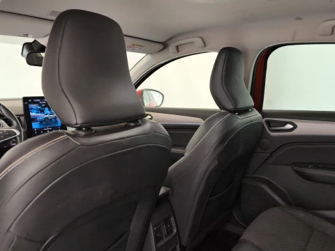 Renault Arkana 1.3 TCE TECHNO 103KW EDC 5P