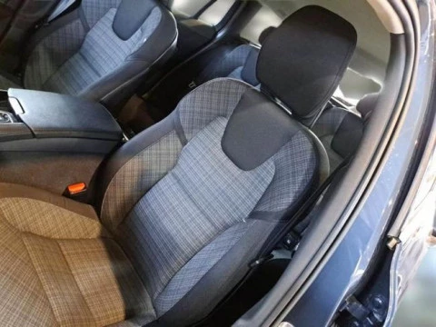 Volvo V60 2.0 T6 AWD Recharge Plus Dark Auto