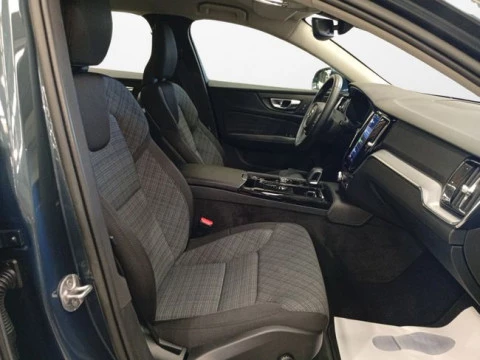 Volvo V60 2.0 T6 AWD Recharge Plus Dark Auto
