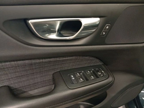 Volvo V60 2.0 T6 AWD Recharge Plus Dark Auto