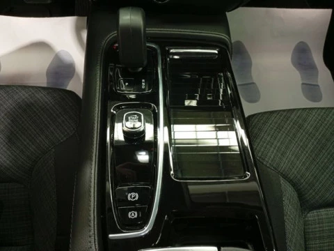 Volvo V60 2.0 T6 AWD Recharge Plus Dark Auto