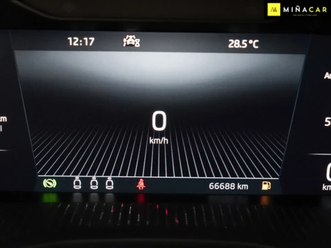 Skoda Kamiq 1.0 TSI 81kW 110CV DSG Emotion