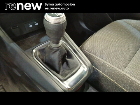 Renault Captur techno Eco-G 100cv (74 kW)