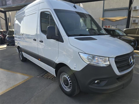 Mercedes-Benz Sprinter 311 CDI MEDIO 3.5T T. ALTO