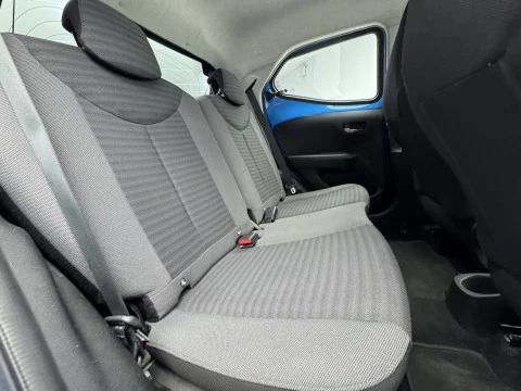 Toyota Aygo 1.0 70 x-play