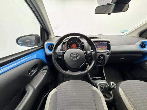 Toyota Aygo 1.0 70 x-play