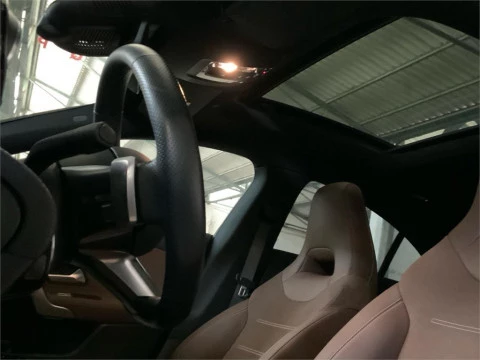 Mercedes-Benz CLA 250 e