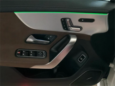 Mercedes-Benz CLA 250 e