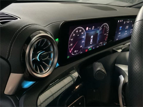 Mercedes-Benz CLA 250 e