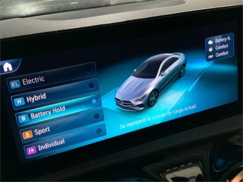 Mercedes-Benz CLA 250 e