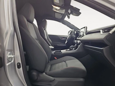 Toyota Rav4 2.5l PLUG-IN 300PH (e-CVT) Advance