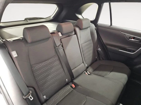 Toyota Rav4 2.5l PLUG-IN 300PH (e-CVT) Advance