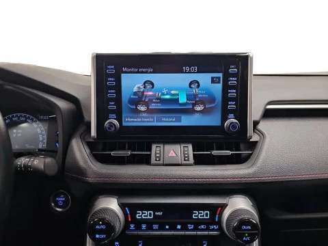 Toyota Rav4 2.5l PLUG-IN 300PH (e-CVT) Advance