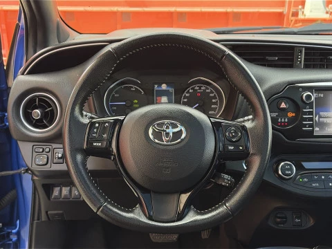 Toyota Yaris 1.5 Hybrid Advance 74 kW (100 CV)