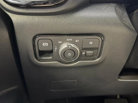 Mercedes-Benz Vito 116CDI 120kW furgón Select larga