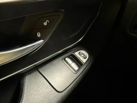 Mercedes-Benz Vito 116CDI 120kW furgón Select larga