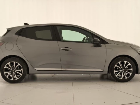 Renault Clio techno Eco-G 100cv (74kW)