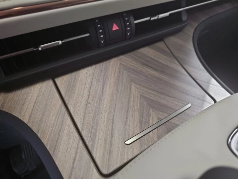 Lexus LM 350h Luxury Light Beige 6 plazas