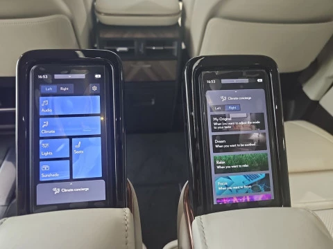 Lexus LM 350h Luxury Light Beige 6 plazas