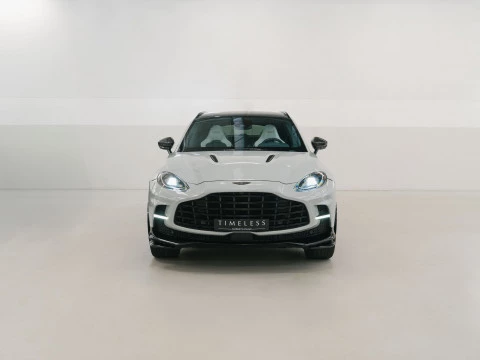 Aston Martin DBX 707 V8