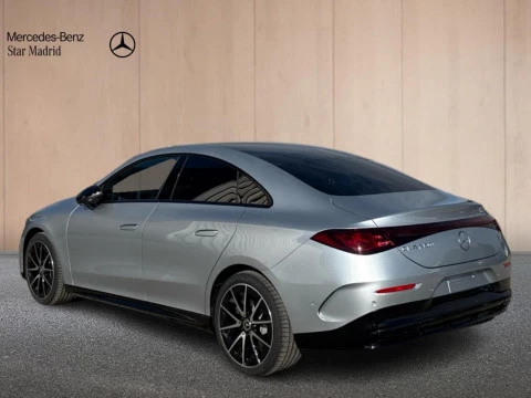 Mercedes-Benz CLA  250+ con tecnologia EQ