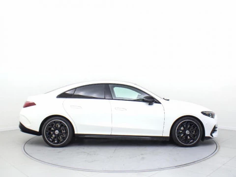 Mercedes-Benz CLA 1.5 CLA 180 MHEV DCT 136 4P