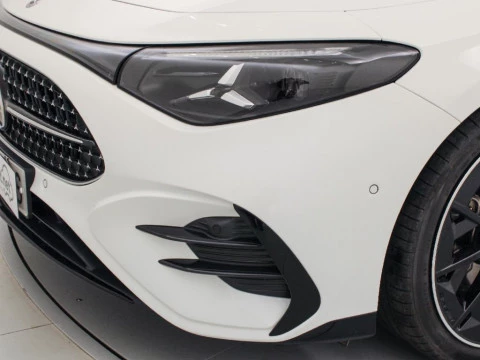 Mercedes-Benz CLA 1.5 CLA 180 MHEV DCT 136 4P