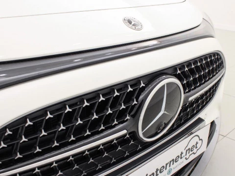 Mercedes-Benz CLA 1.5 CLA 180 MHEV DCT 136 4P