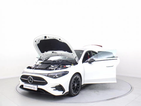 Mercedes-Benz CLA 1.5 CLA 180 MHEV DCT 136 4P