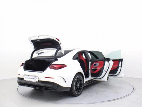 Mercedes-Benz CLA 1.5 CLA 180 MHEV DCT 136 4P