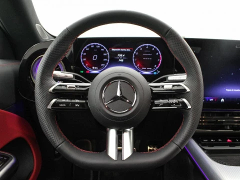 Mercedes-Benz CLA 1.5 CLA 180 MHEV DCT 136 4P