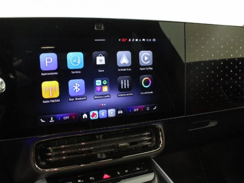 Mercedes-Benz CLA 1.5 CLA 180 MHEV DCT 136 4P