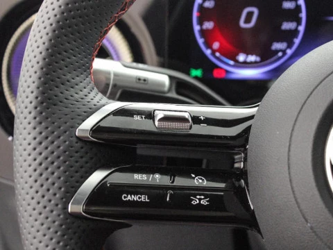 Mercedes-Benz CLA 1.5 CLA 180 MHEV DCT 136 4P