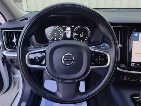 Volvo V60 2.0 T6 AWD Recharge Inscription Auto