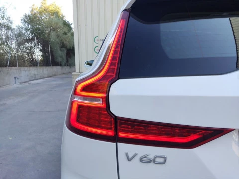 Volvo V60 2.0 T6 AWD Recharge Inscription Auto