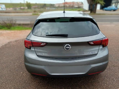 Opel Astra 1.6 CDTI 81KW 120 ANIVERSARIO S/S 5P Opel Astra 1.6 CDTI 81KW 120 ANIVERSARIO S/S 5P