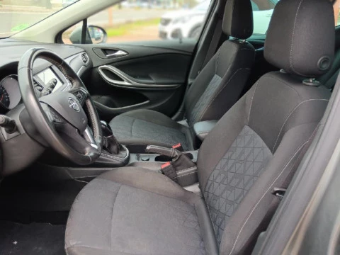 Opel Astra 1.6 CDTI 81KW 120 ANIVERSARIO S/S 5P Opel Astra 1.6 CDTI 81KW 120 ANIVERSARIO S/S 5P