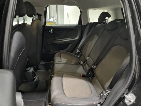 MINI Countryman One D