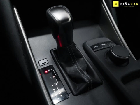 Lexus IS 2.5 300h Business