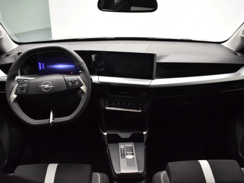 Opel Frontera 1.2T XHT Hybrid eDCT6 107kW GS