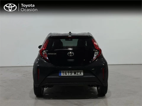 Toyota Aygo X Cross Cross Play