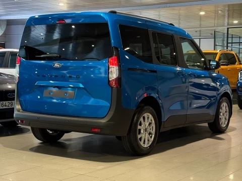 Ford Tourneo Courier 1.0 Ecoboost 92kW (125CV) Titanium