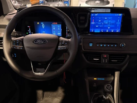 Ford Tourneo Courier 1.0 Ecoboost 92kW (125CV) Titanium