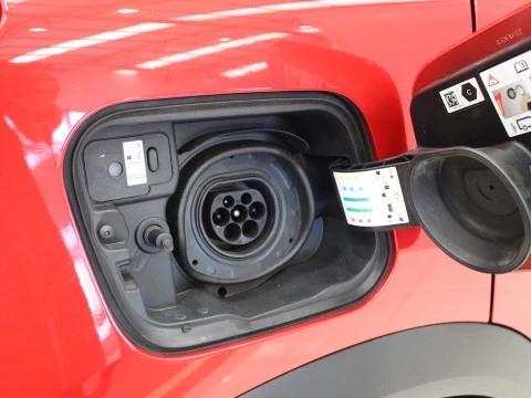 Renault Captur  E-TECH Hibrido Enchufable Intens 117kW