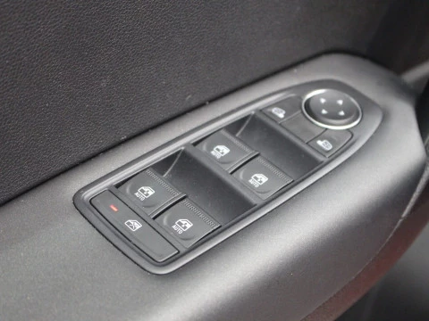 Renault Captur  E-TECH Hibrido Enchufable Intens 117kW