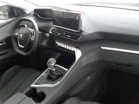 Peugeot 3008 1.5 BLUEHDI 96KW S&S ALLURE 5P