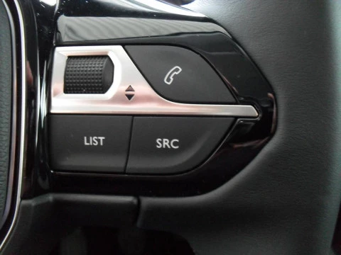 Peugeot 3008 1.5 BLUEHDI 96KW S&S ALLURE 5P