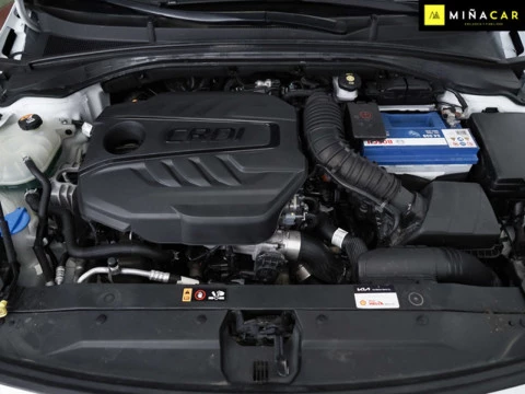 Kia XCeed 1.6 MHEV iMT Tech 100kW 136CV